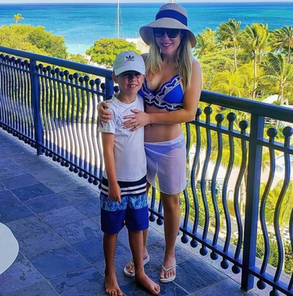 Meet your Posher, Laurel